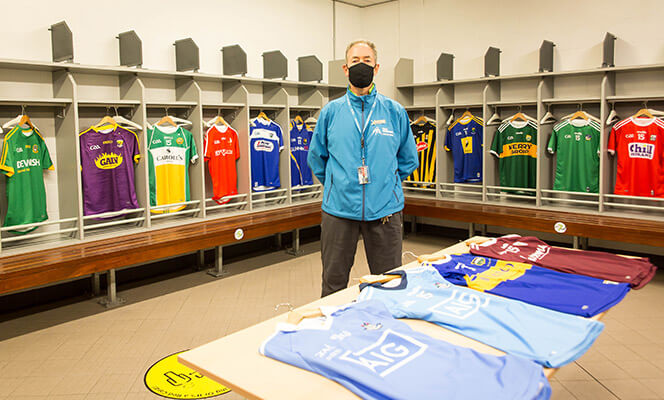 Tour guide in Croke Park dressing room