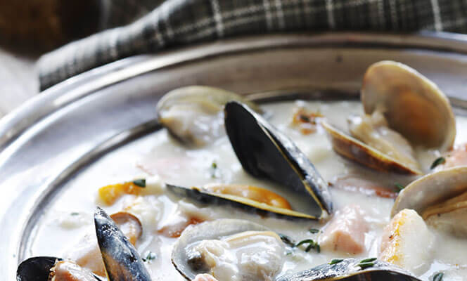 oysters on silver tray as seafood is part of dublin culture